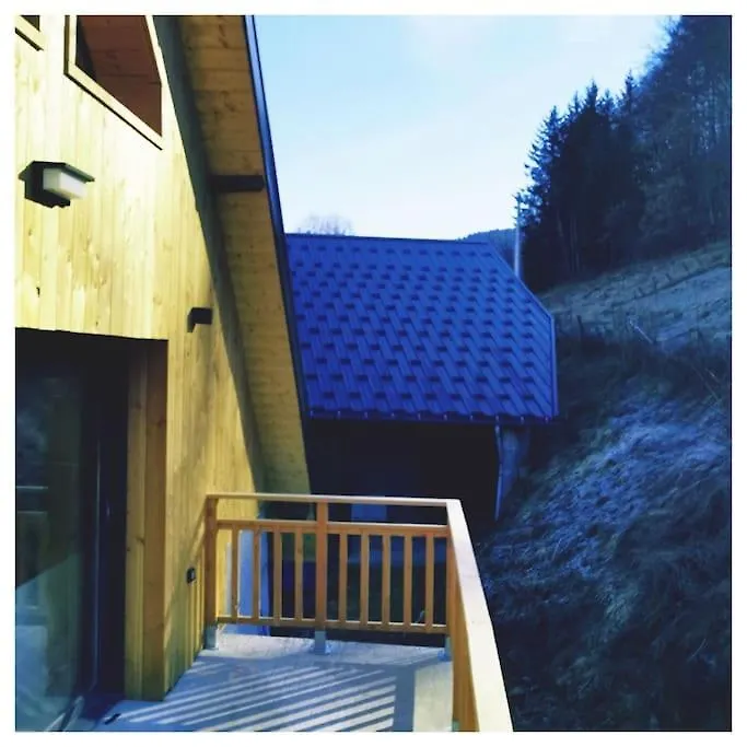 Chalet Cote Montagne Oz France