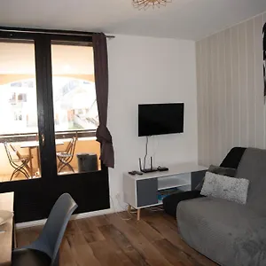  Appartement Poutran 2, 4 Personnes Au Pied Des Pistes Avec Grande Terrasse